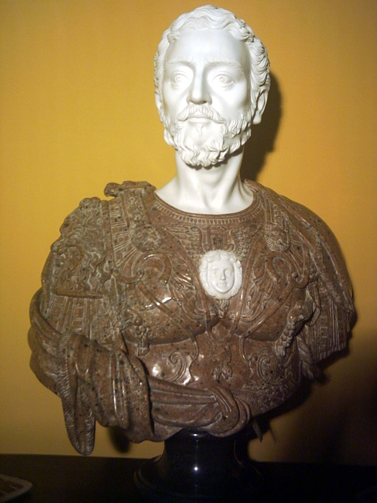 Antico Busto imperatore Скульптуры Италии из мрамора Каррара